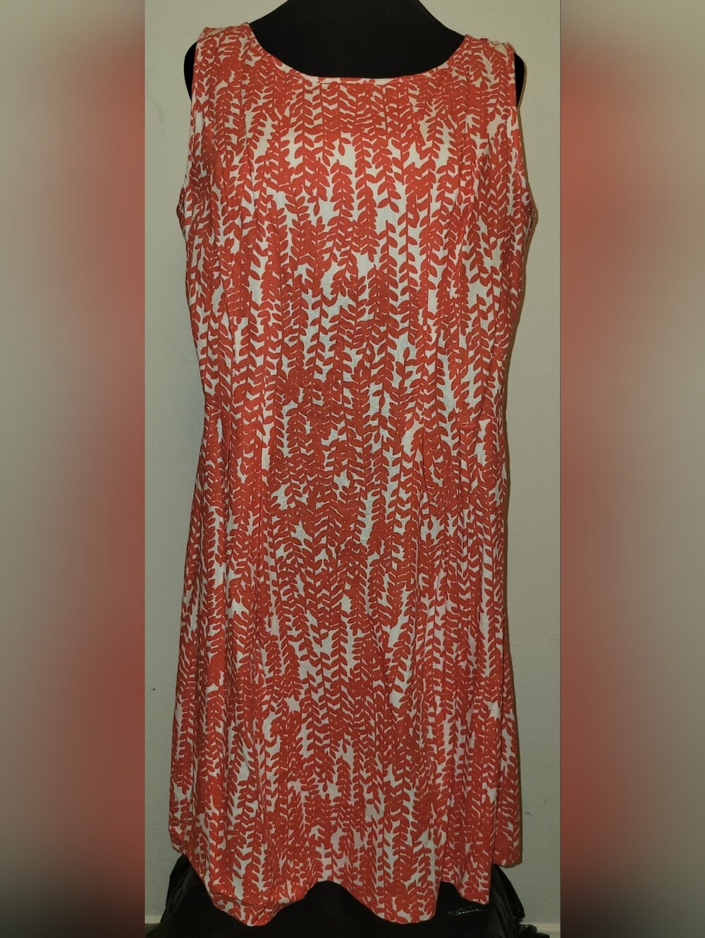 Sleeveless Coral Pattern Shift Tunic Dress